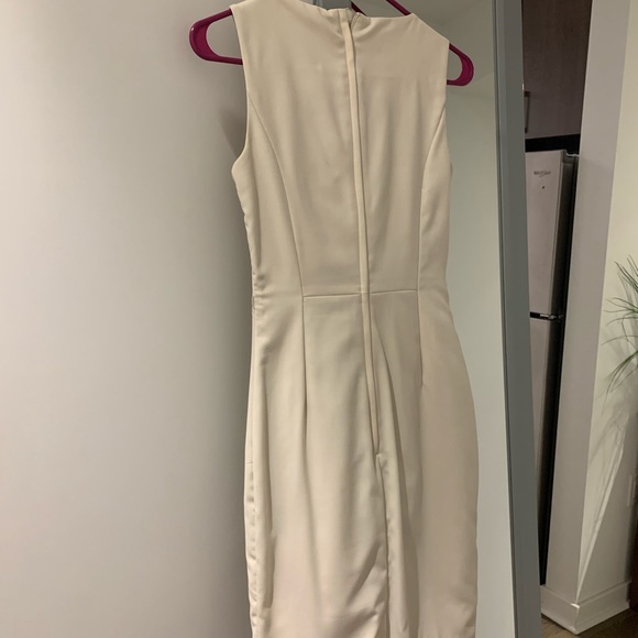 H&M Cream below knee work dress - Picture 3 of 8